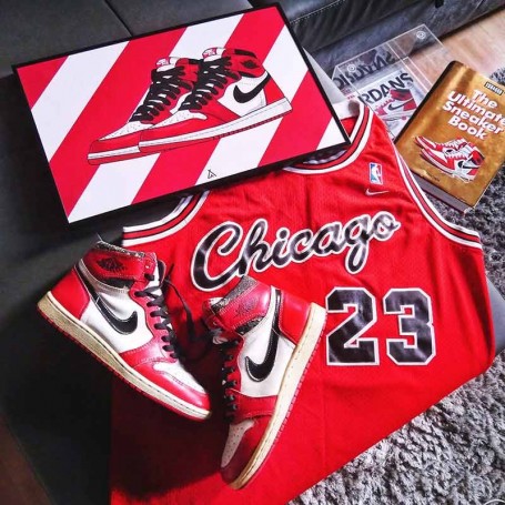 Cadre Air Jordan 1 Chicago | La Sneakerie Cadre Air Jordan 1 Chicago | La Sneakerie